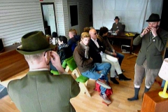 kom buiten still